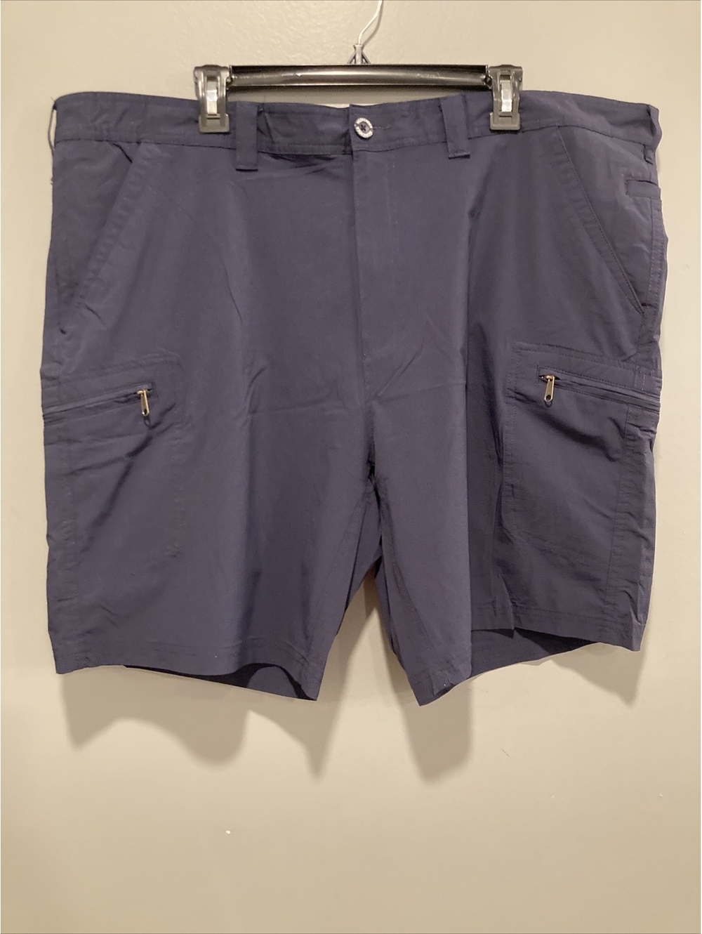 Weekender Casual Life Mens Size 42 Flat Front Navy Lightweight Shorts MINT